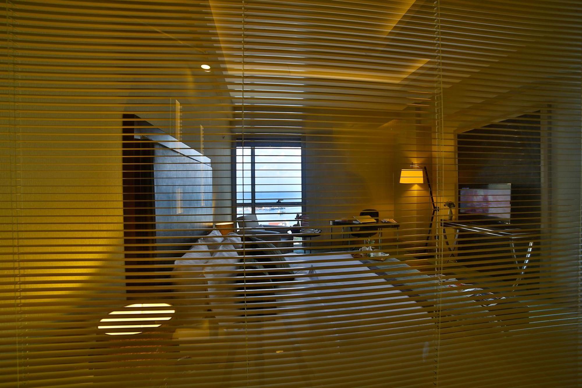 Ramada Iskenderun Hotel Bagian luar foto
