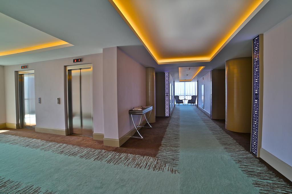 Ramada Iskenderun Hotel Bagian luar foto