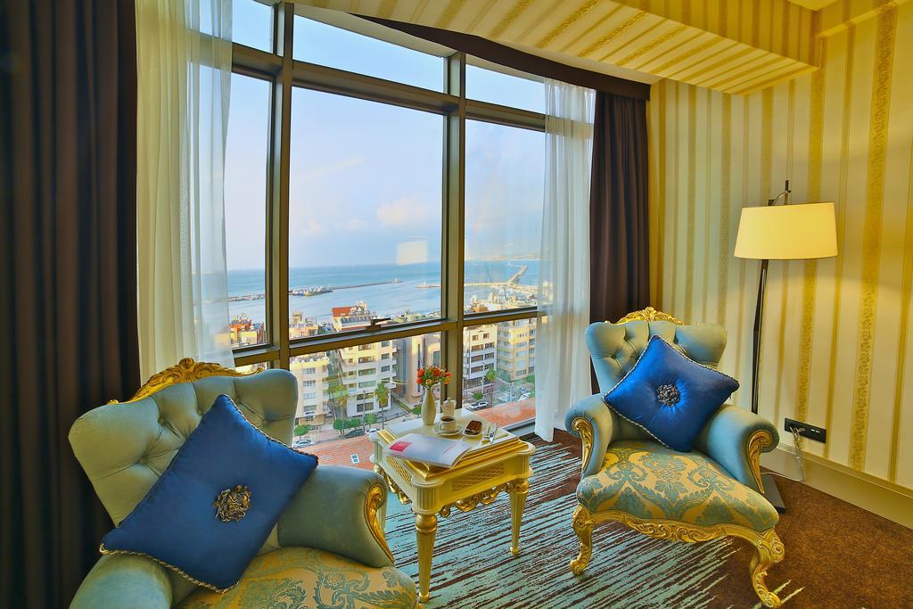 Ramada Iskenderun Hotel Bagian luar foto