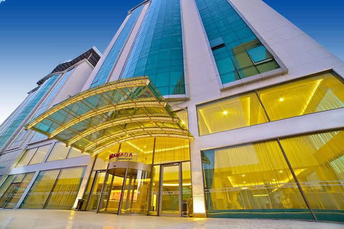 Ramada Iskenderun Hotel Bagian luar foto